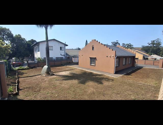 3 BEDROOM FREESTANDING FOR SALE IN TONGAAT CENTRAL